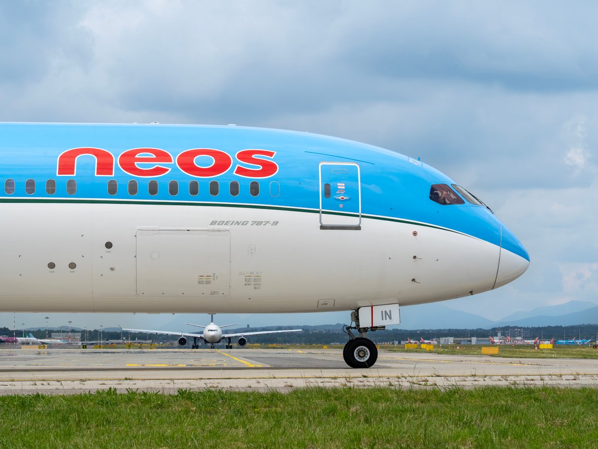 neos