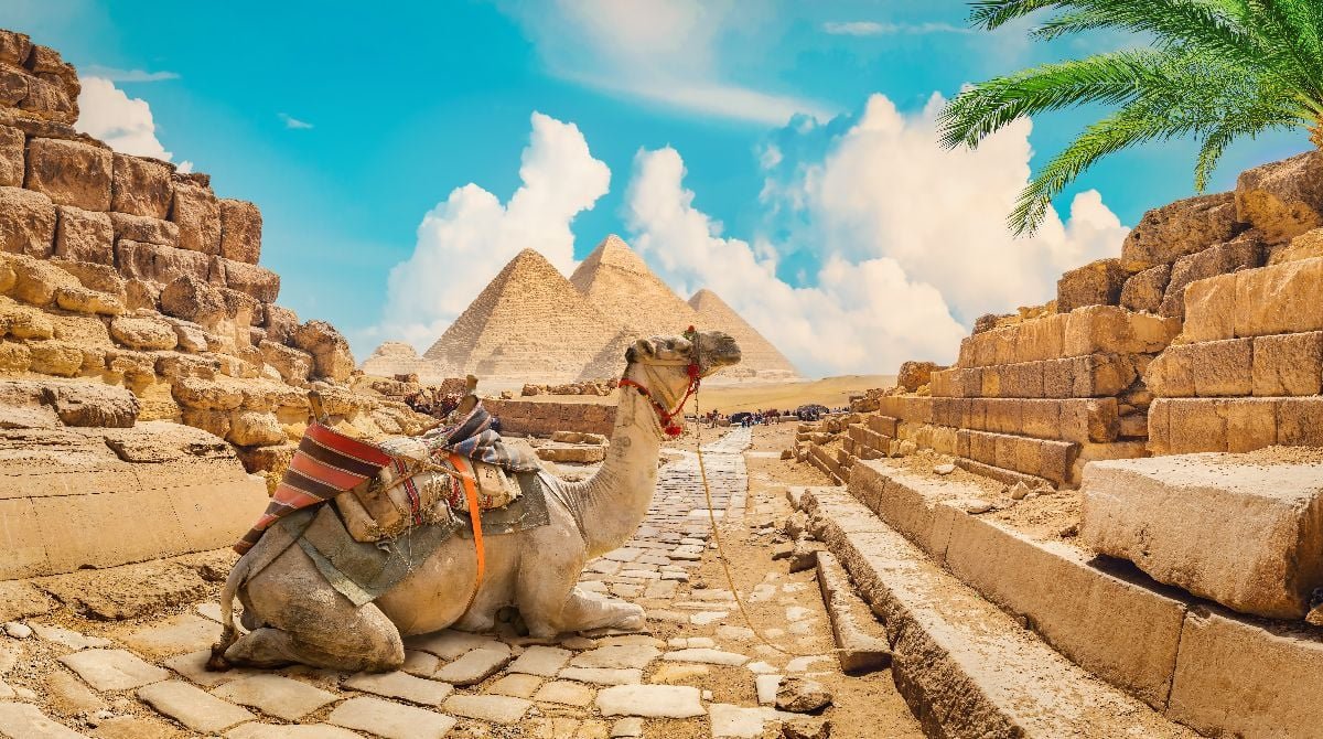 Egyiptomi-utazas-fedezd-fel-az-elo-tortenelem-varazslatos-vilagat
