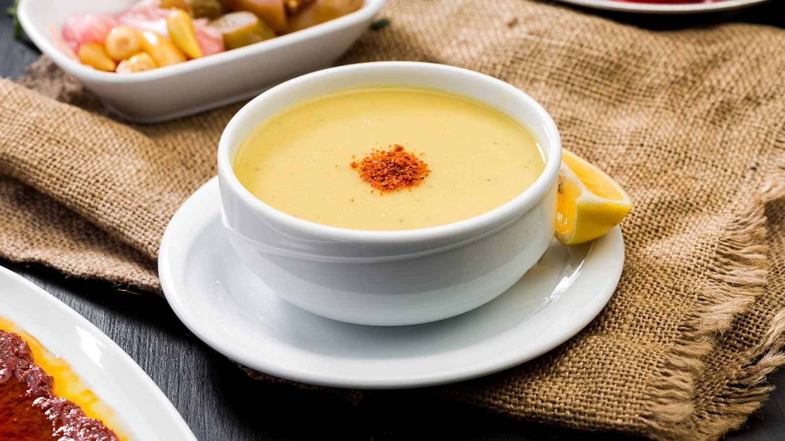 kuchnia-turecka-10-potraw-i-przysmakow-ktorych-sprobujesz-w-turcji-galeria-1