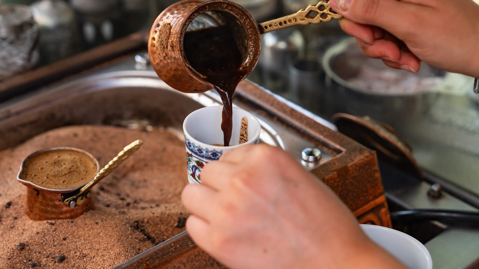 kuchnia-turecka-10-potraw-i-przysmakow-ktorych-sprobujesz-w-turcji-galeria-2