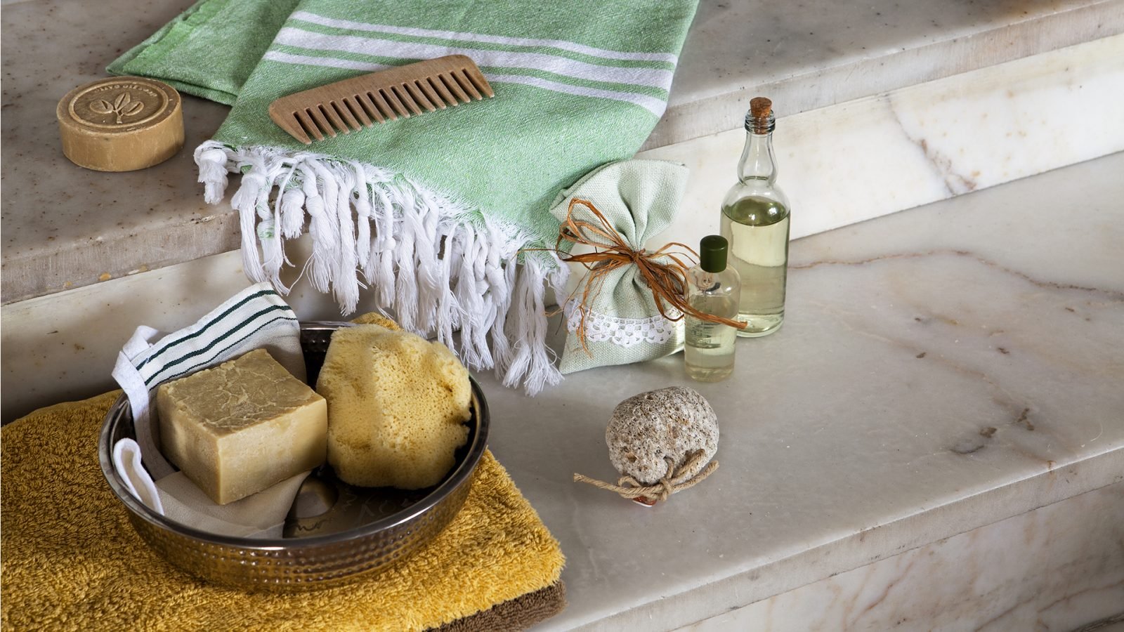 Kosmetyki do hammamu.