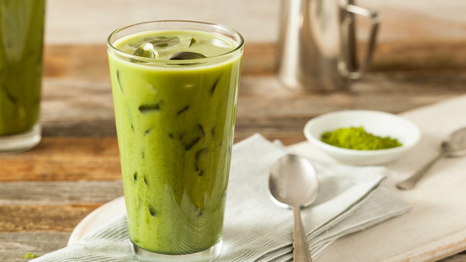 Napój z matchy z lodem