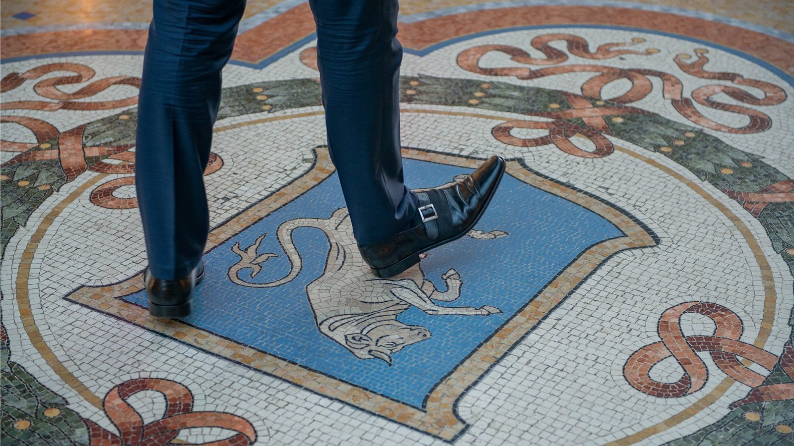 mozaika mediolańska przedstawiająca byka,