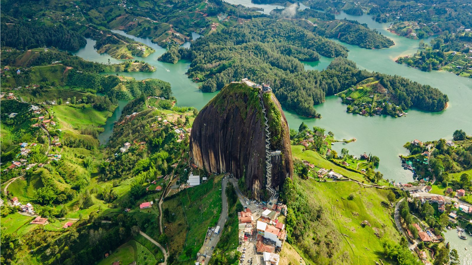 gdzie-na-wakacje-w-grudniu-sprawdz-najlepsze-kierunki-galeria-1