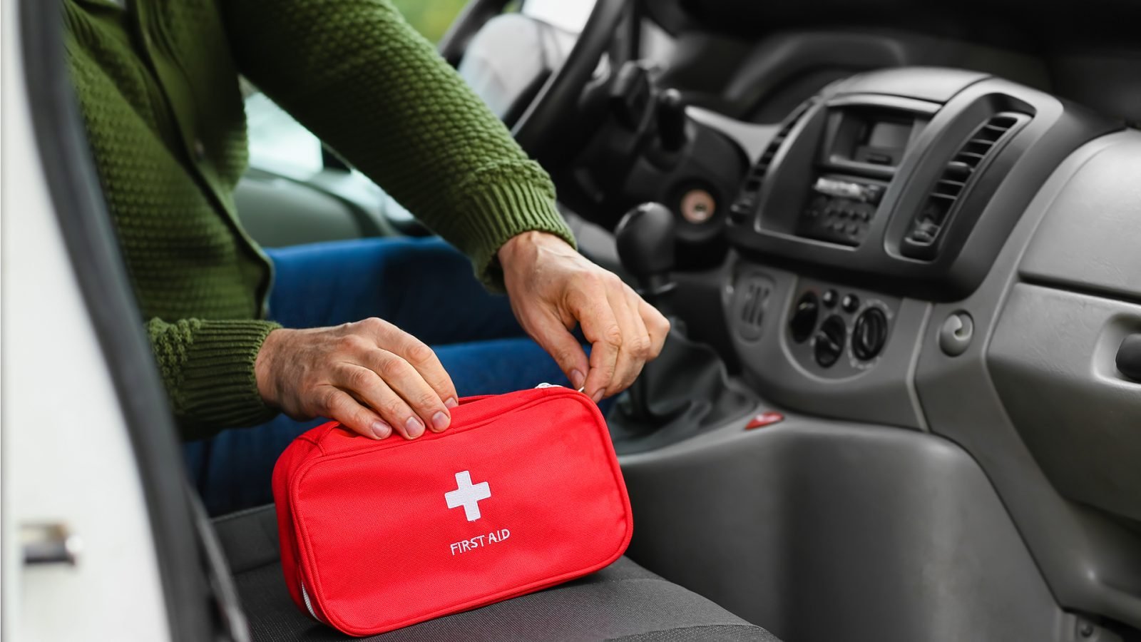 Apteczka samochodowa