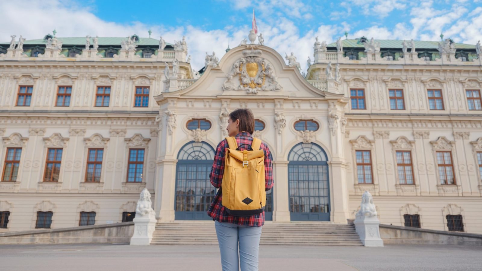 co zabrać na city break