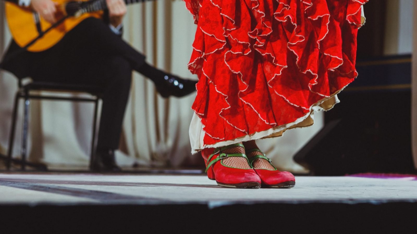 flamenco-taniec-pasja-i-tradycja-hiszpanskiej-andaluzji-galeria-2