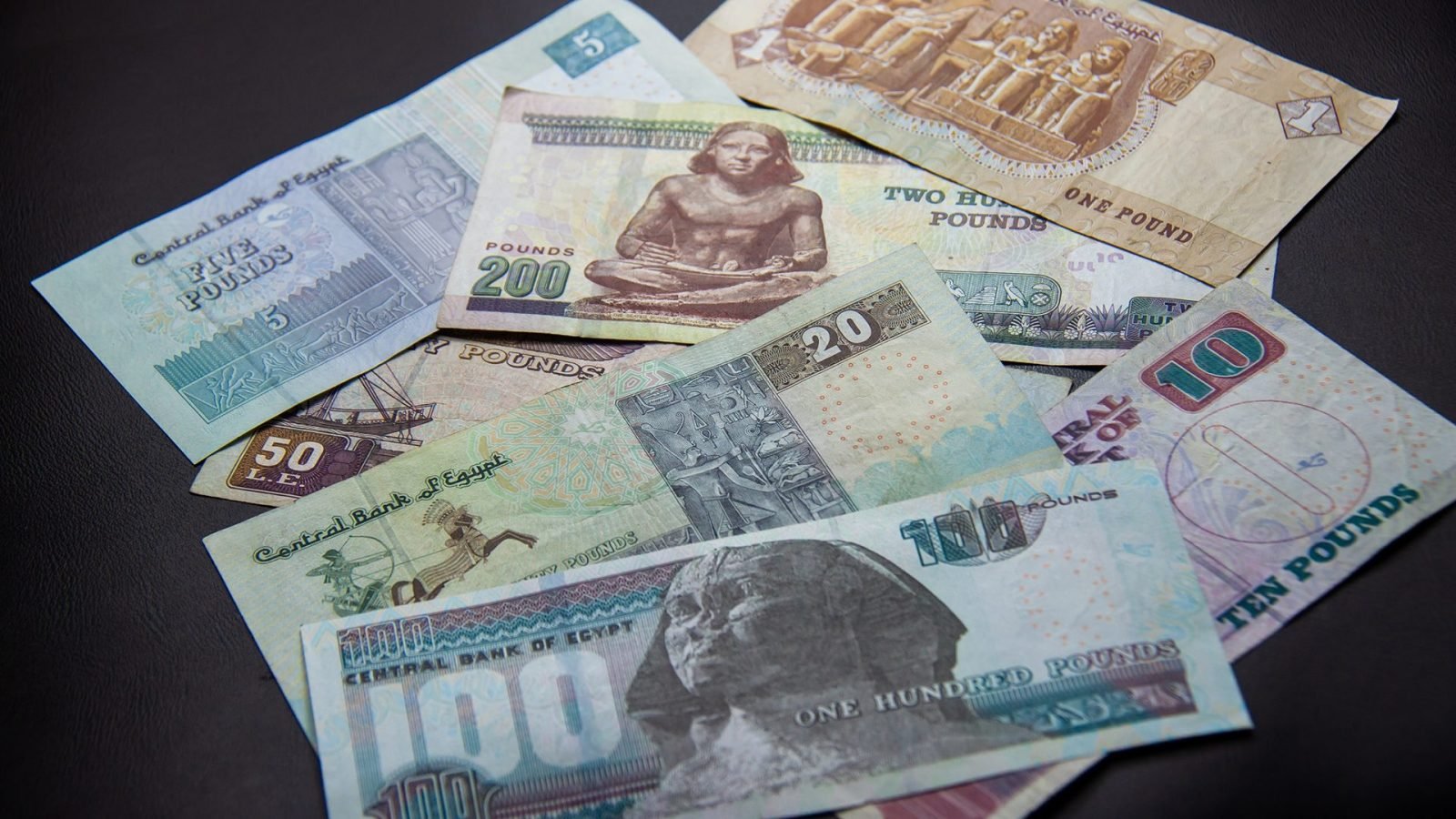 waluta-egiptu-czy-mozna-placic-euro-i-jakie-pieniadze-zabrac-informacja