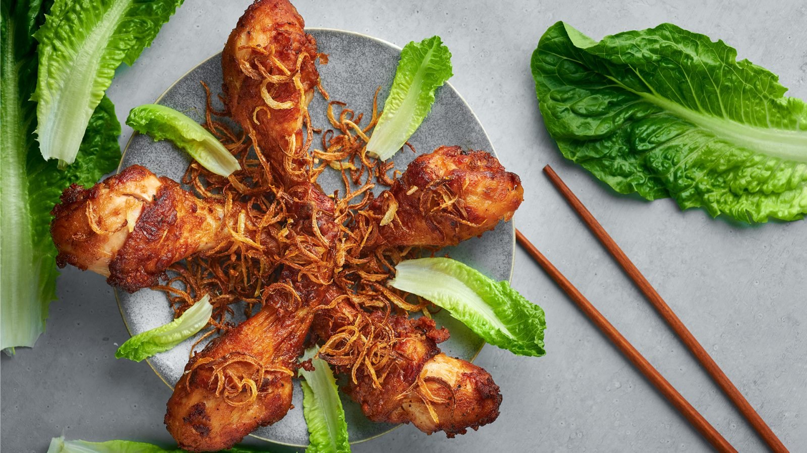 Gai tod - wyjątkowa chrupkość po usmażeniu. Gai Tod jest intensywny, soczysty w środku i złocisty na zewnątrz