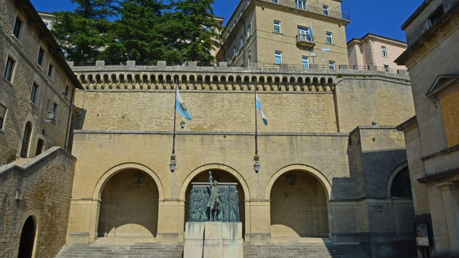 czego-nie-wiesz-o-san-marino-przewodnik-turystyczny-po-jednym-z-najmniejszych-krajow-swiata-galeria-1