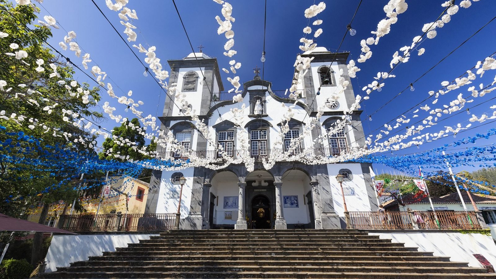 funchal-co-zobaczyc-najciekawsze-atrakcje-stolicy-madery-informacja