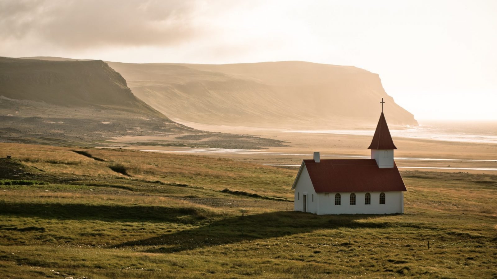 ludnosc-islandii-jacy-sa-na-co-dzien-islandczycy-galeria-1