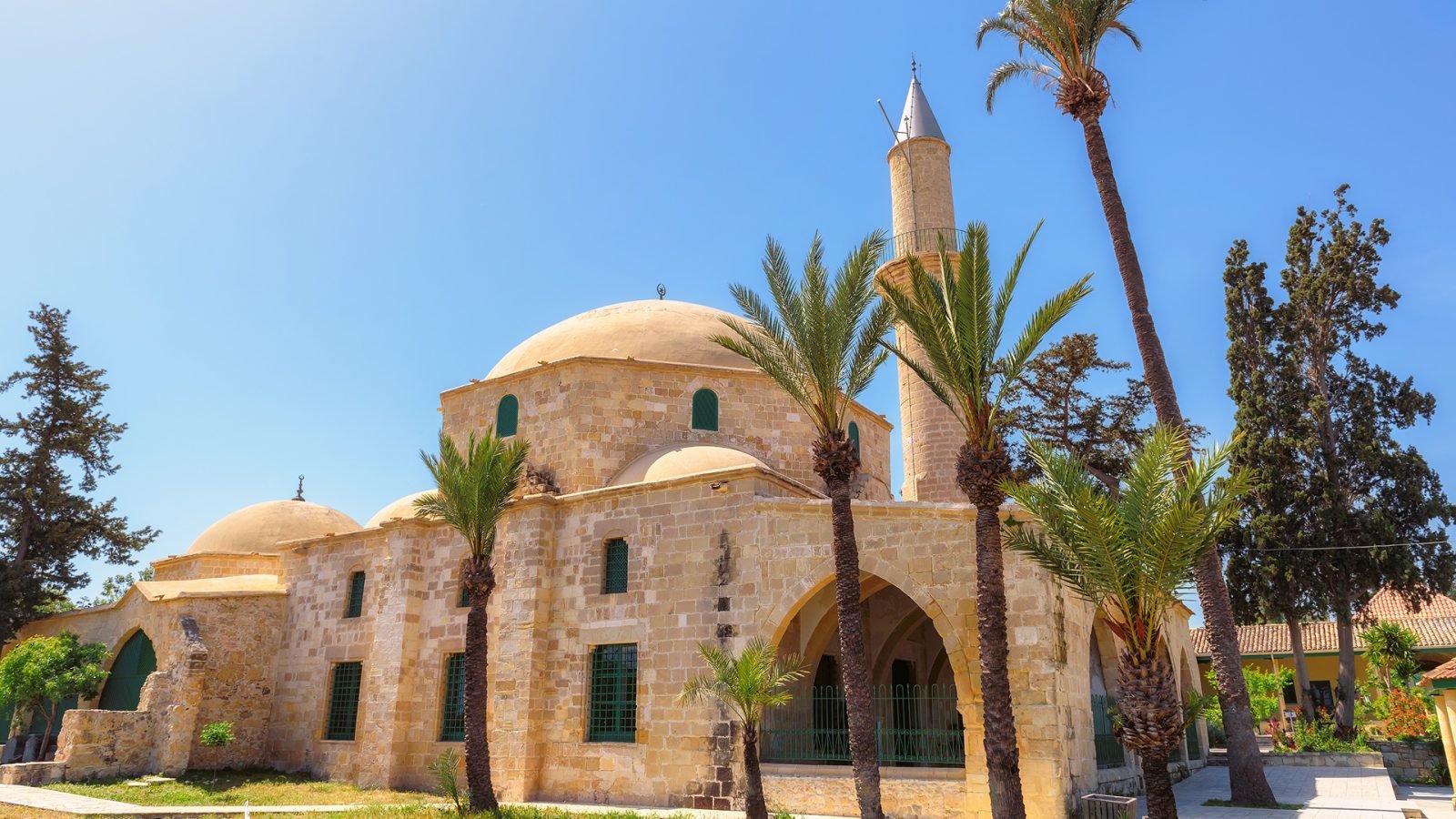 pafos-czy-larnaka-ktore-miasto-wybrac-na-wakacje-na-cyprze-galeria-2