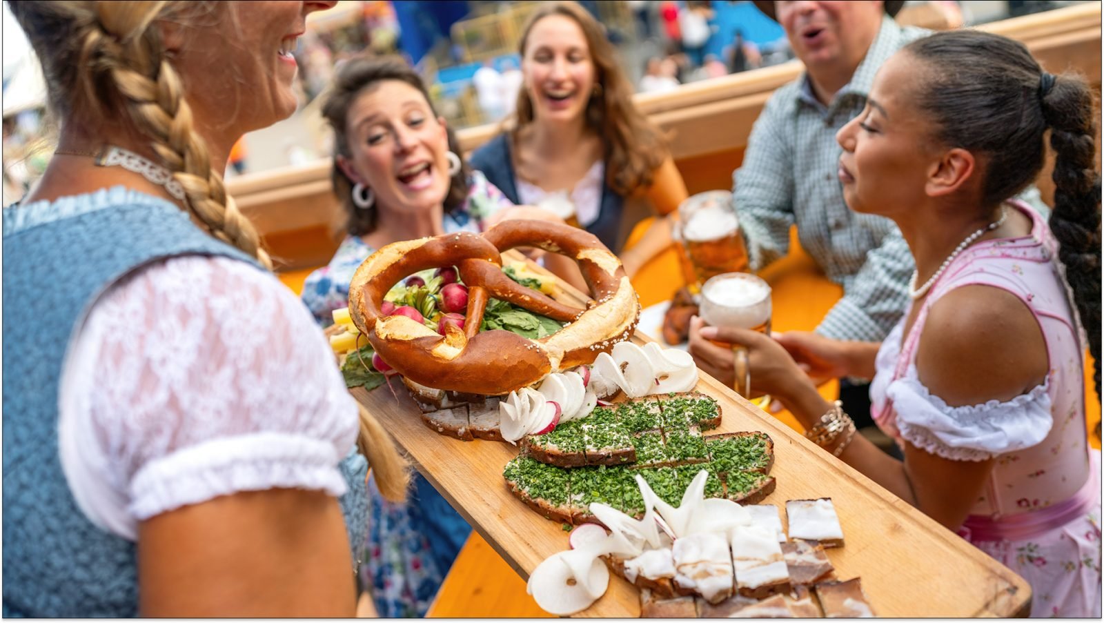 oktoberfest-niemiecki-festiwal-piwa