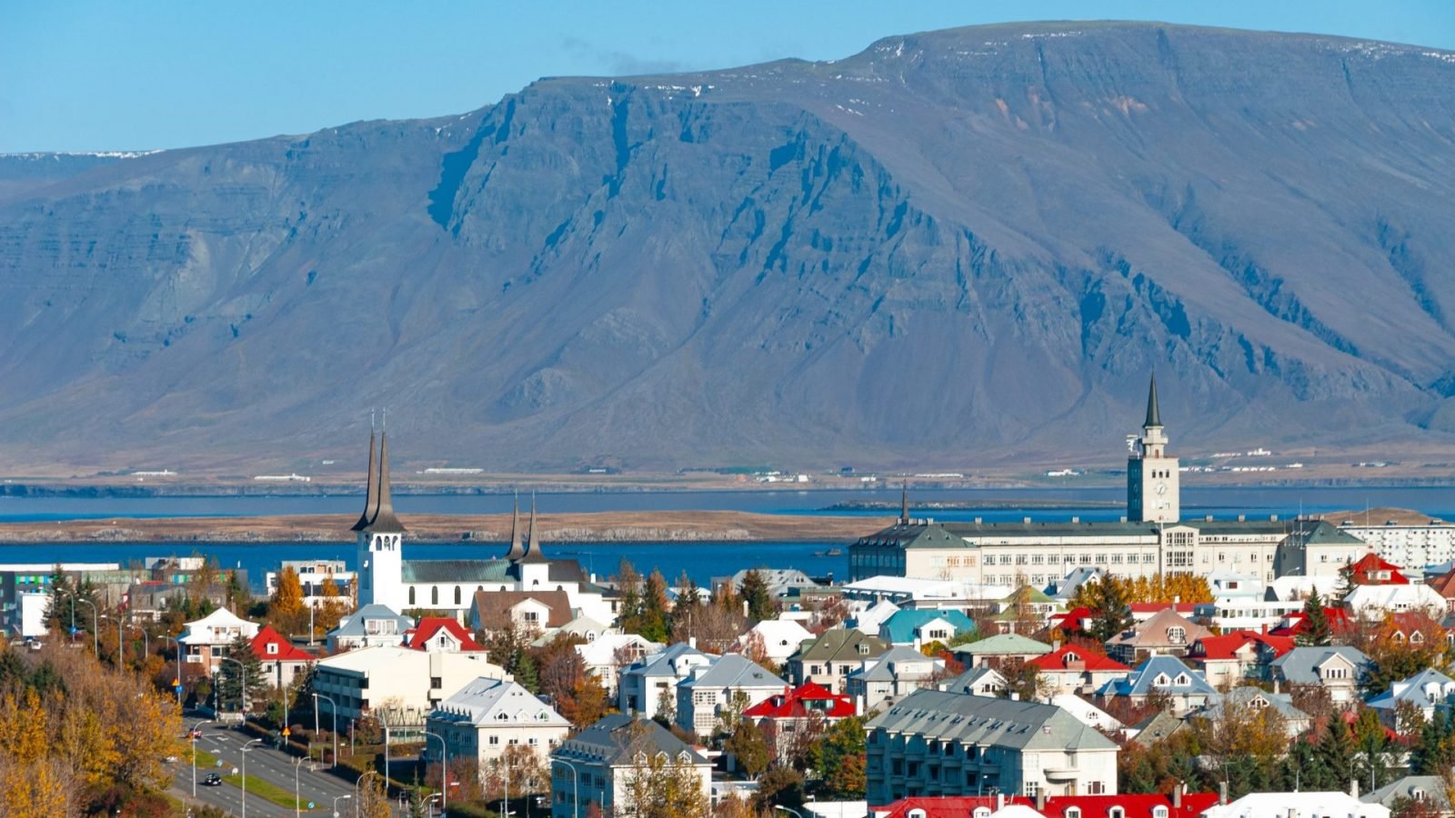 ludnosc-islandii-jacy-sa-na-co-dzien-islandczycy-galeria-1