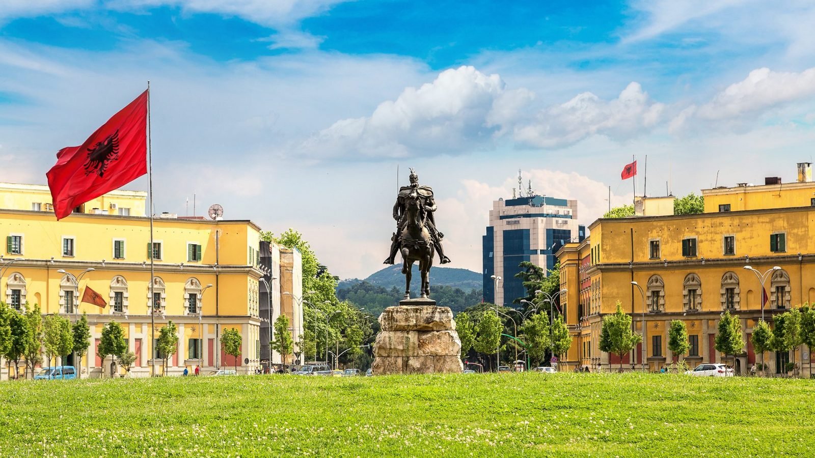 albania-co-zobaczyc-najpiekniejsze-miejsca-i-atrakcje-galeria-1