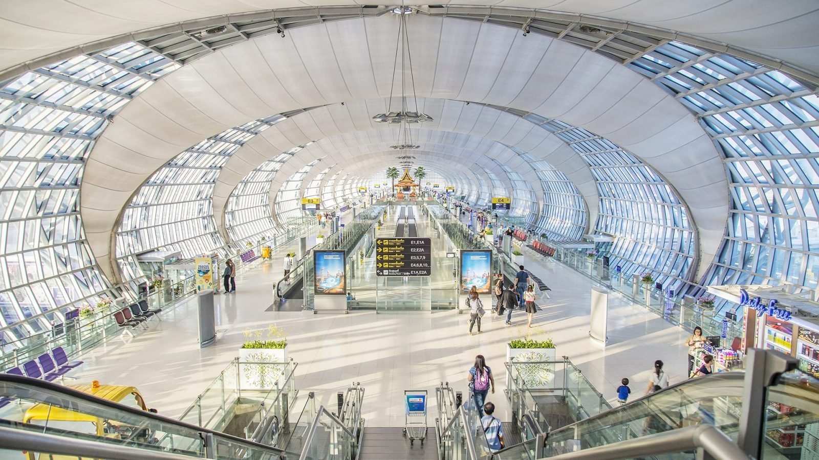 10-najwiekszych-lotnisk-na-swiecie-galeria-1