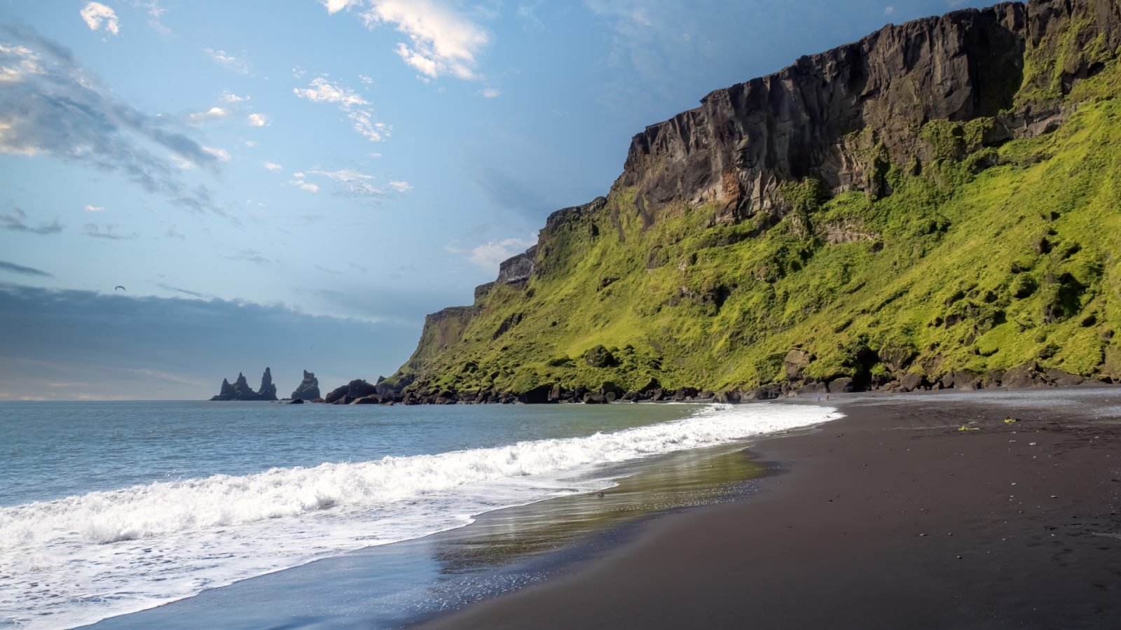 Reynisfjara - czarna plaża Vik Beach