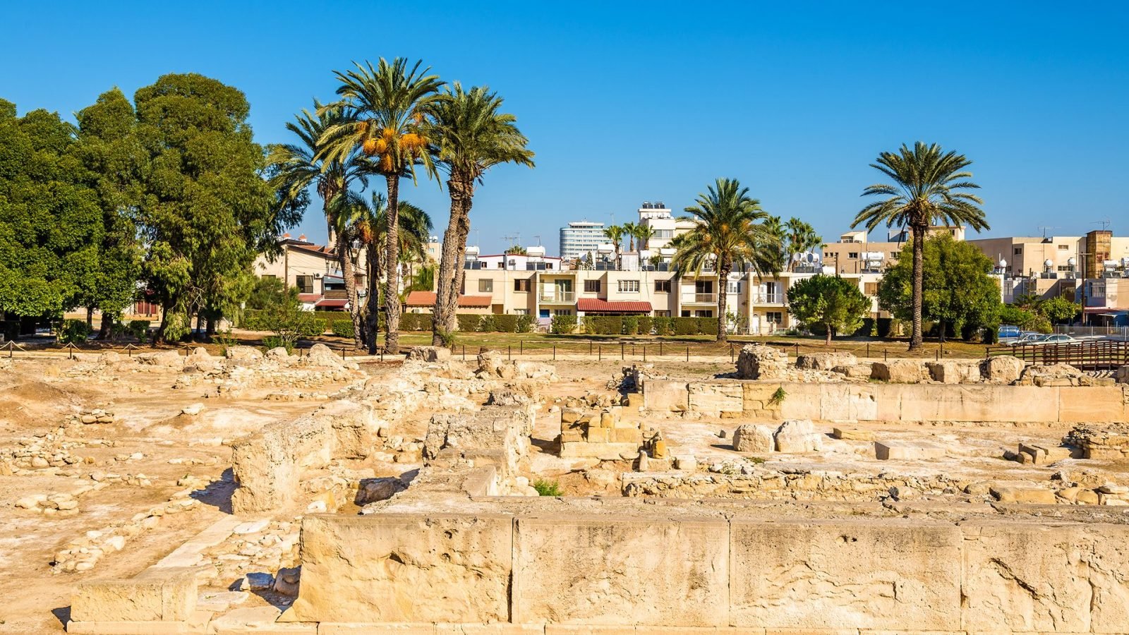 larnaka-poznaj-atrakcje-w-najstarszym-miescie-cypru-galeria-1