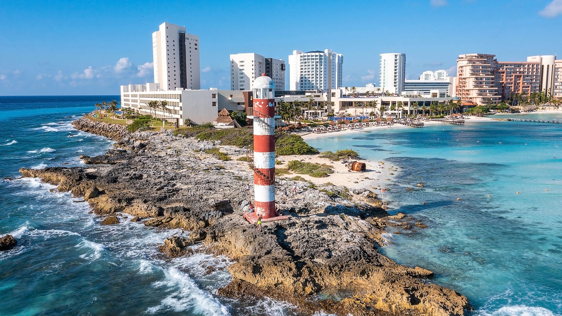 Faro de Punta Cancun