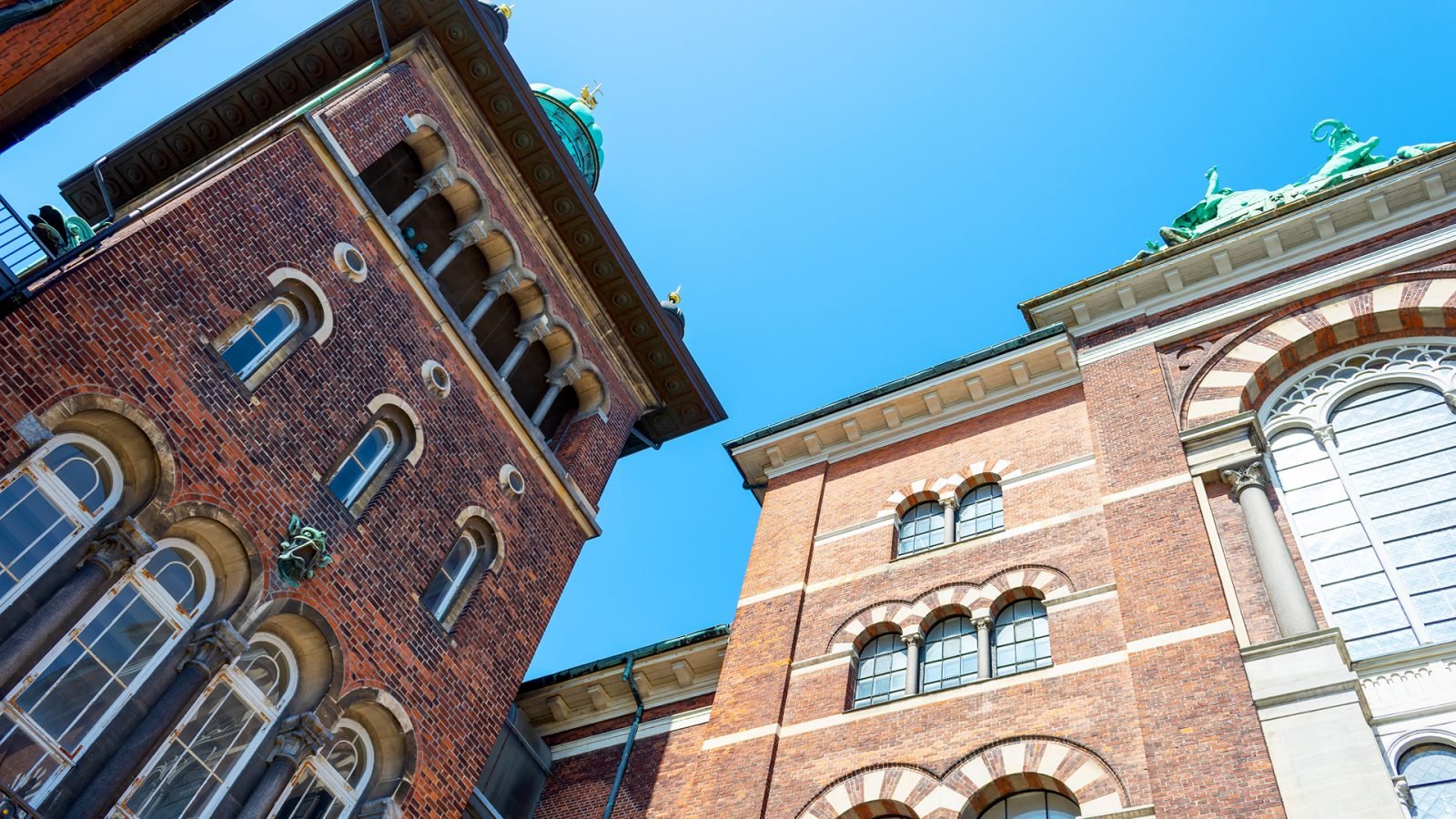 Piękny, stary budynek browaru Calsberg