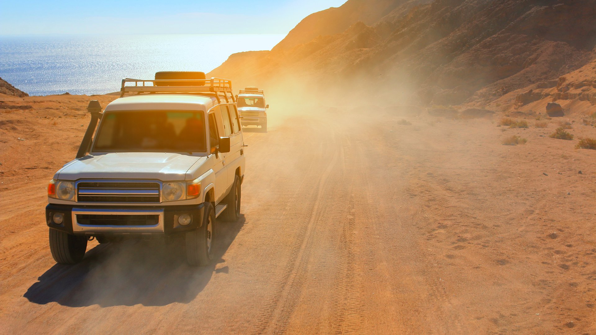 Terenówką przez Orient