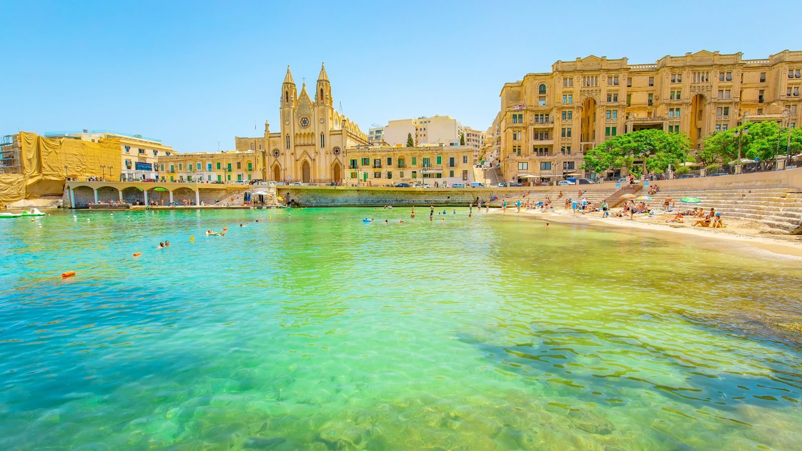 Plaża publiczna na Malcie