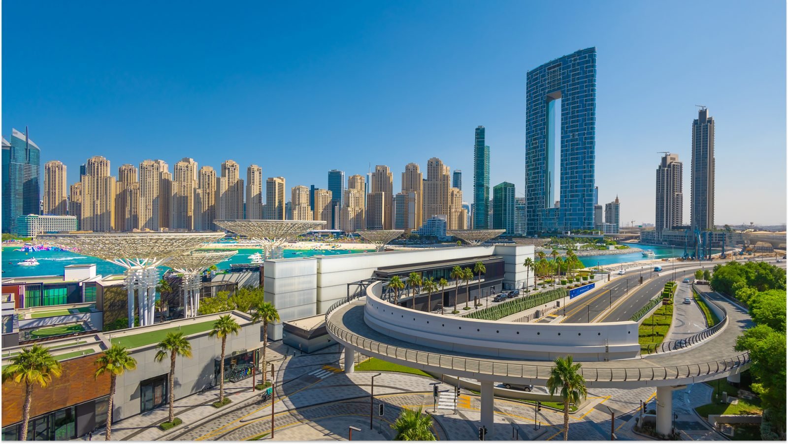 Dubaj, Zjednoczone Emiraty Arabskie Dubai Marina, Address Beach Resort, DoubleTree by Hilton Dubai - Jumeirah Beach