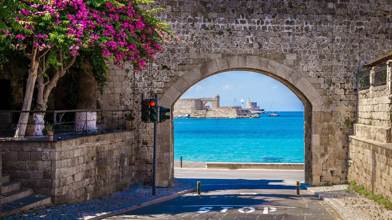 Krajobraz z Bramą Matki Boskiej w Starym Mieście Rodos, Rodos