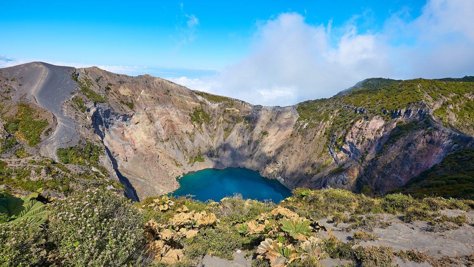 Wulkan Irazú i jego okolice. Kostaryka.