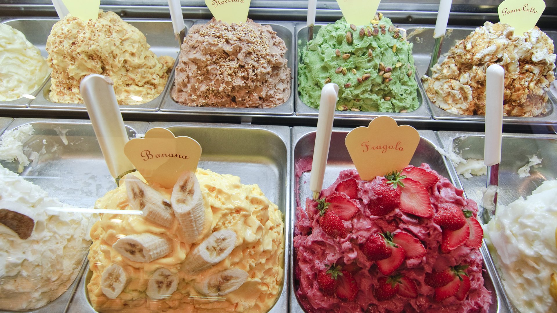 lody w różnych smakach