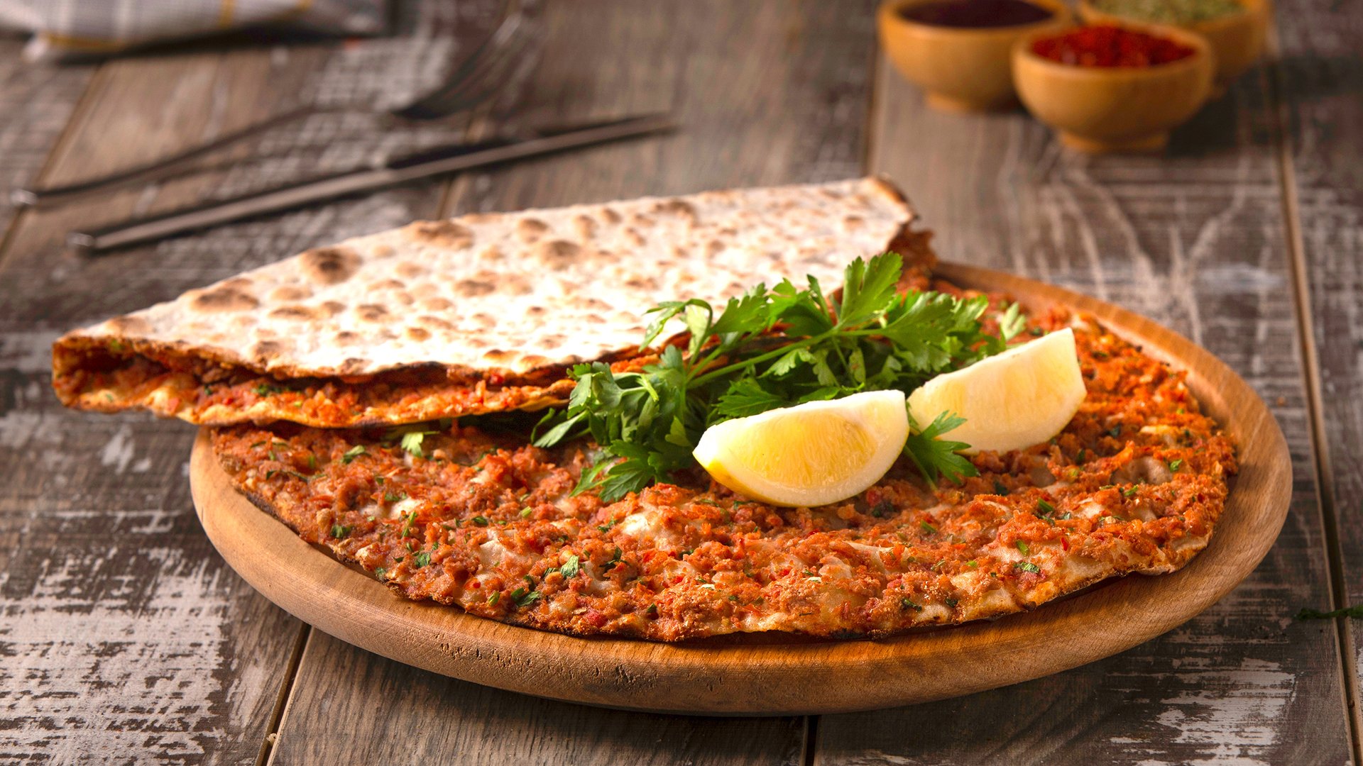 Lahmacun 