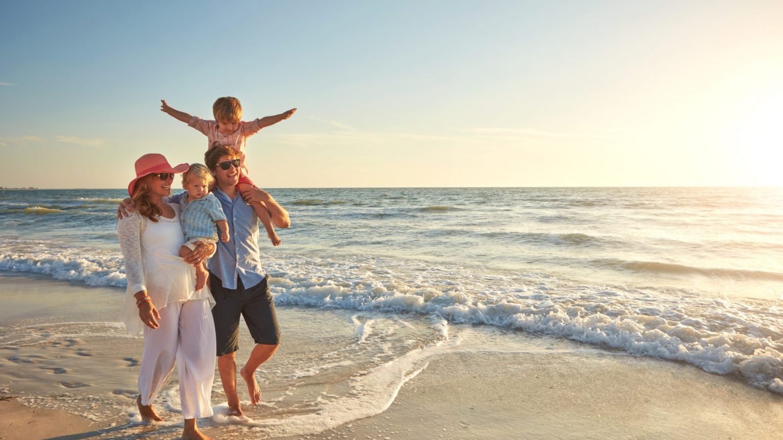 kalendarz-swiat-2025-dni-wolne-od-pracy-i-swieta-w-polsce-galeria-1