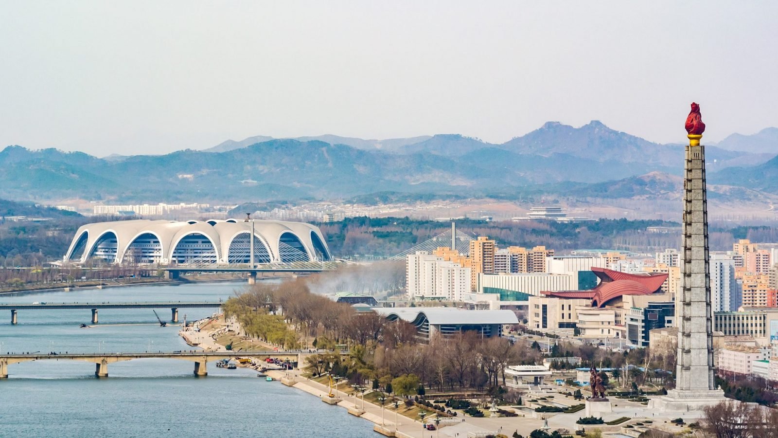 najwiekszy-stadion-na-swiecie-gdzie-sie-znajduje-galeria-1