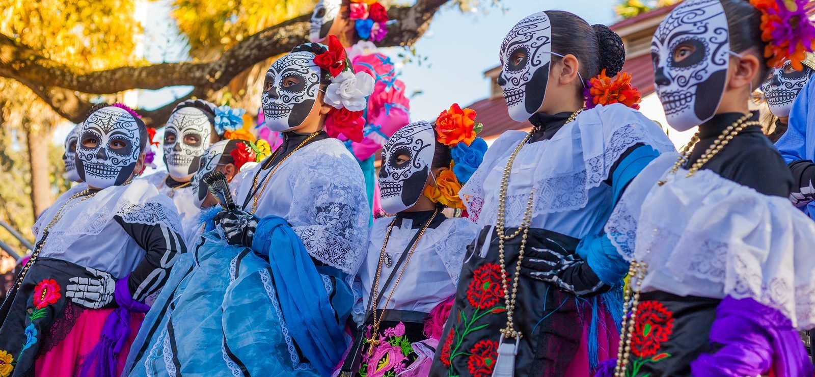 jak-wygladaja-tradycje-na-swiecie-w-dzien-wszystkich-swietych