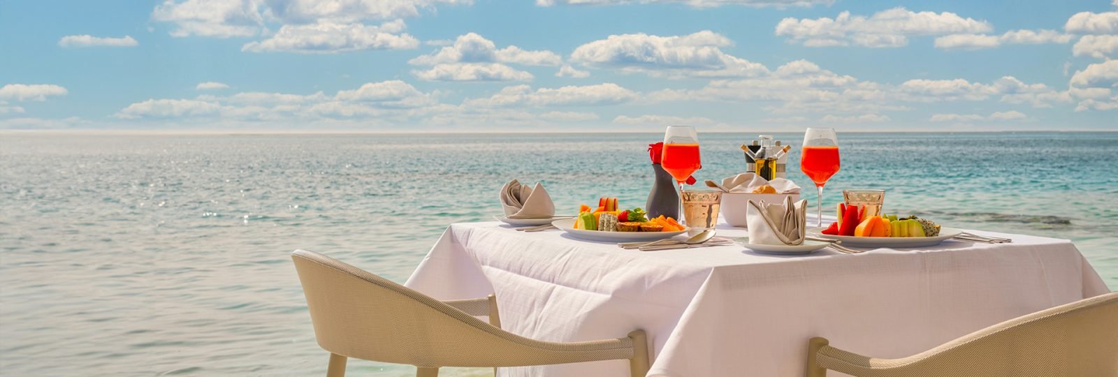 all-inclusive-half-board-full-board-i-inne-rodzaje-wyzywienia-na-wakacjach