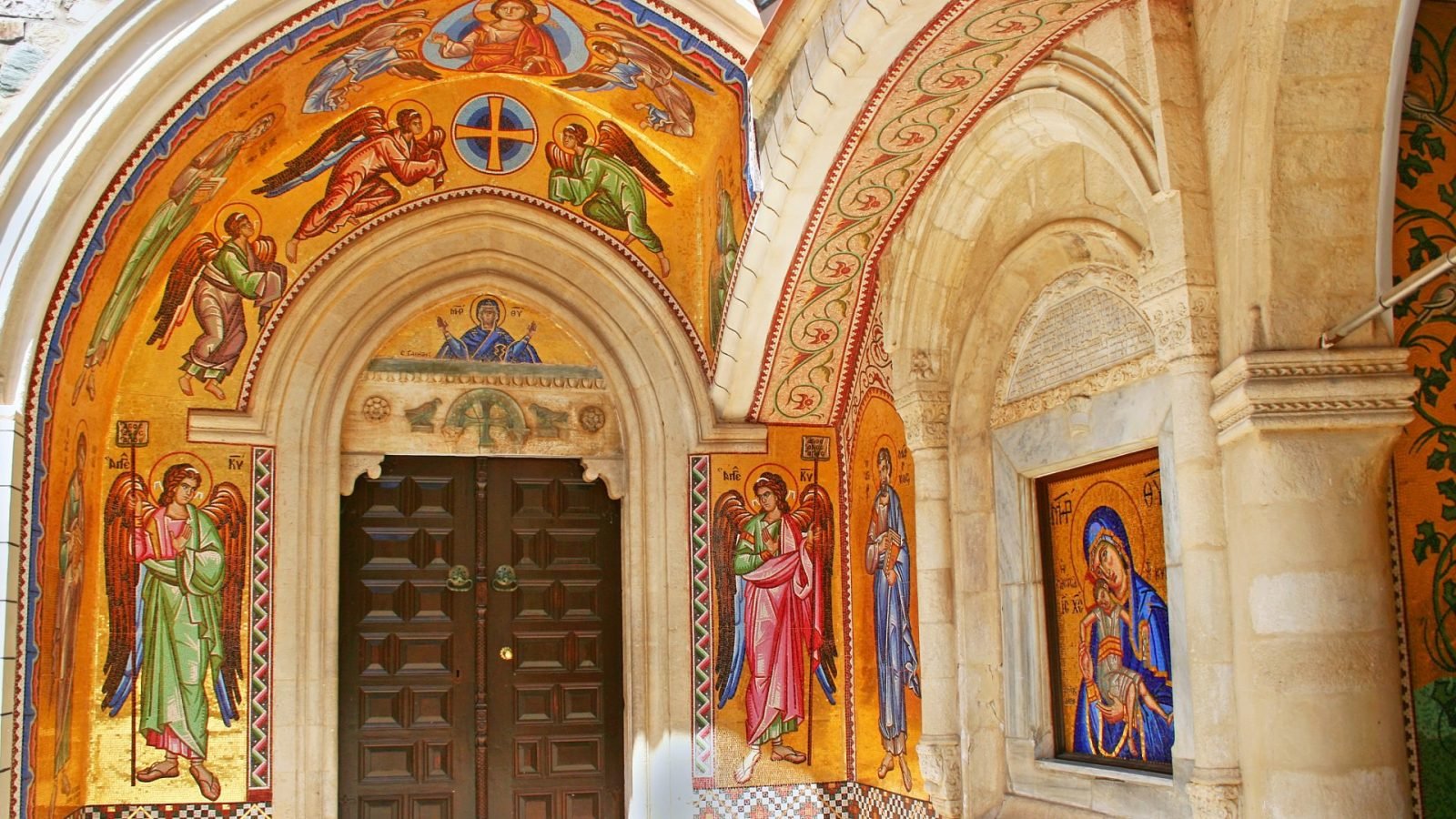 cypr-atrakcje-najpiekniejsza-turystyczna-wyspa-pelna-ciekawych-miejsc-galeria-2