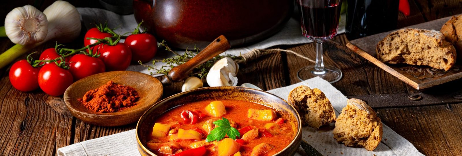 kuchnia-wegierska-poznaj-tradycyjne-dania