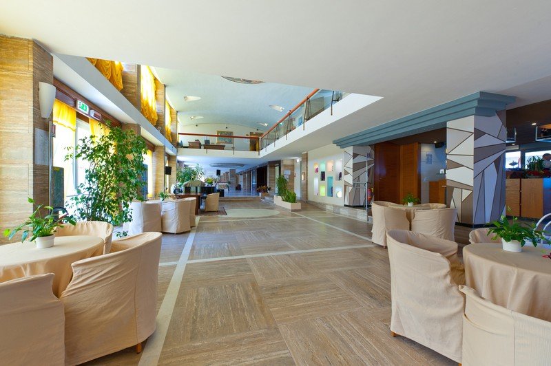 Grand Hotel Continental 17