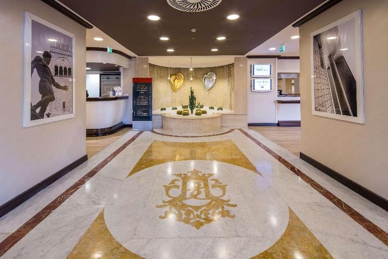 Best Western Plus Tower Hotel 8