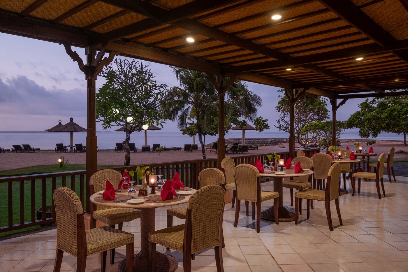 Bali Tropic Resort & Spa 13