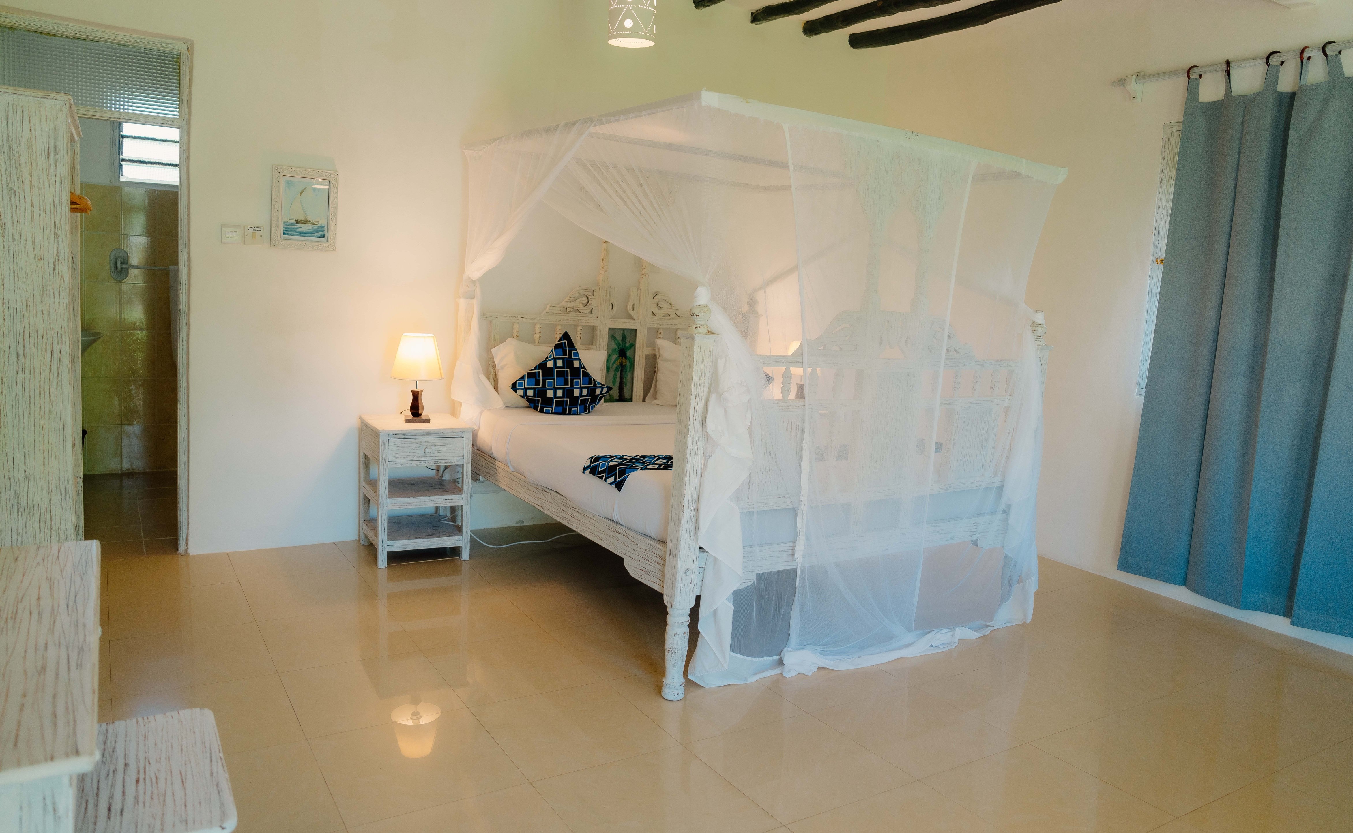 Pearl Beach by Sansi 10