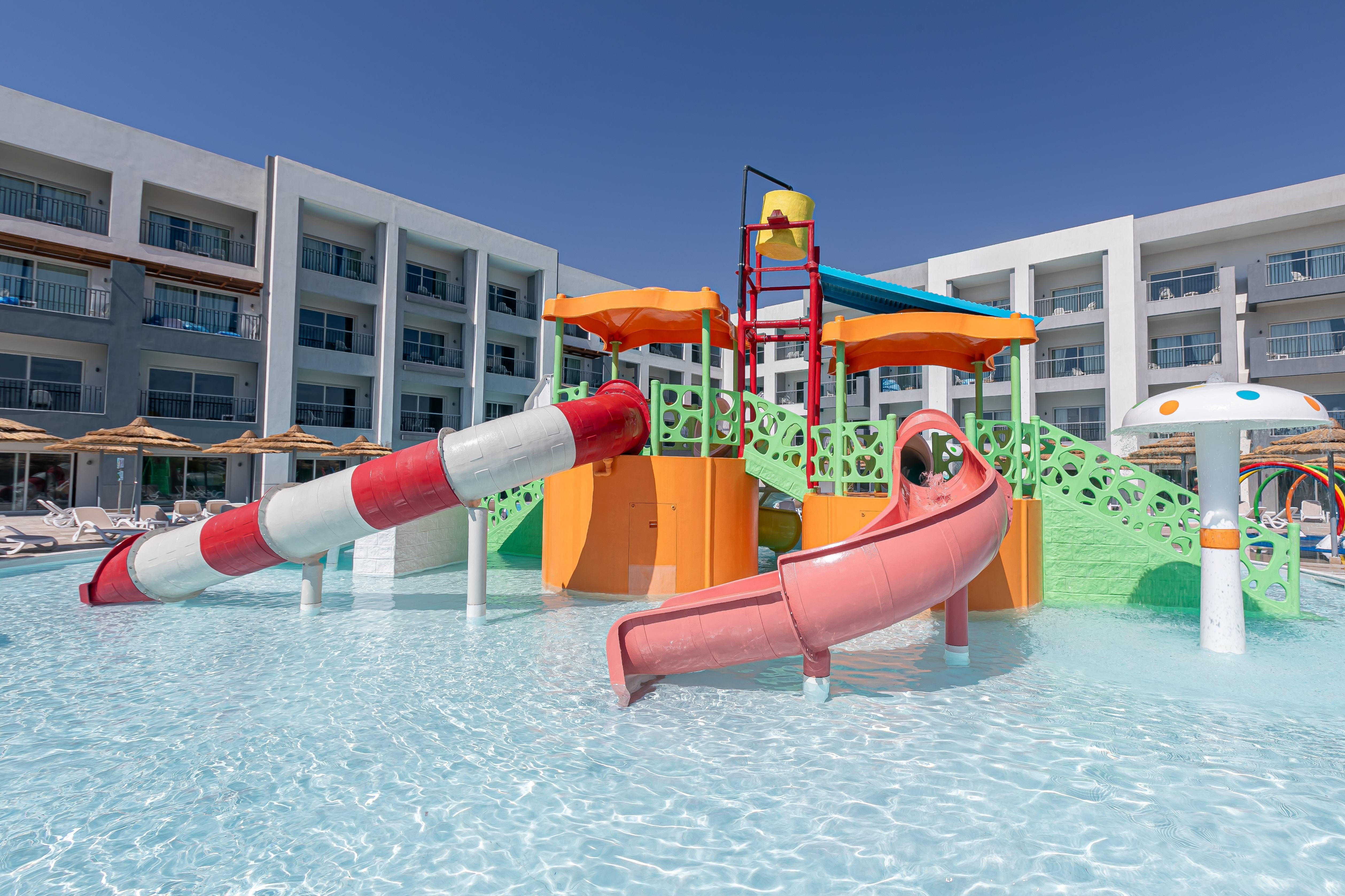 Amwaj Beach Club Abu Soma 16