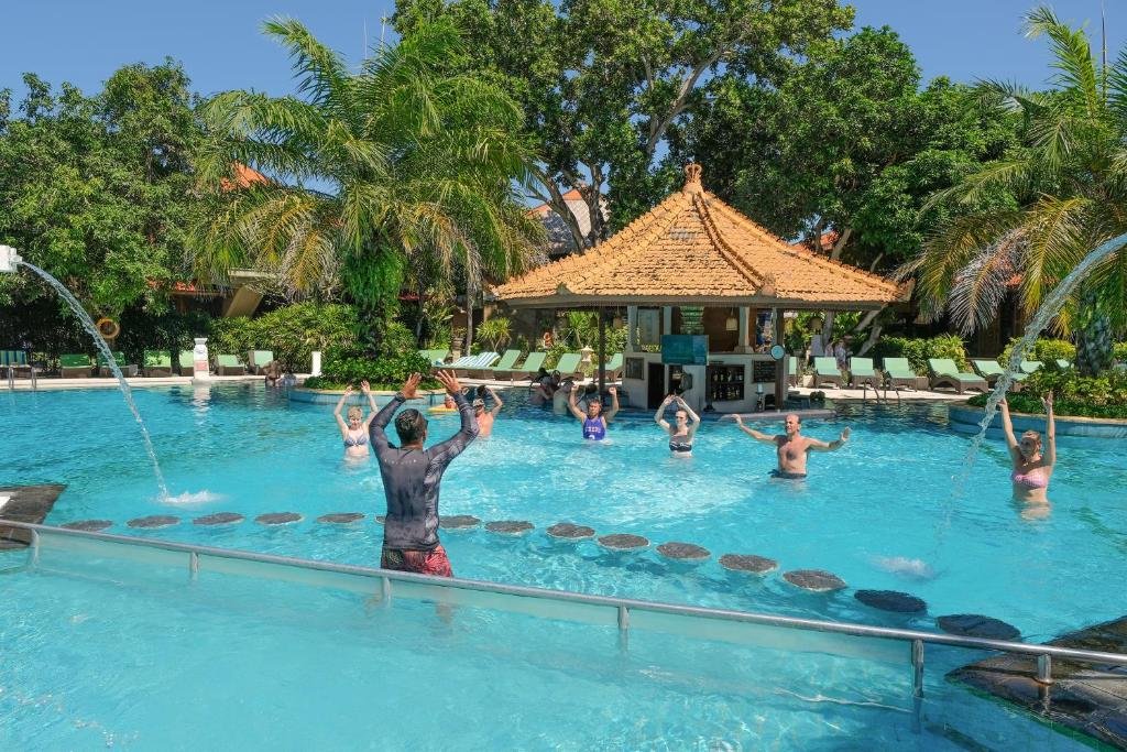 Bali Tropic Resort & Spa 18