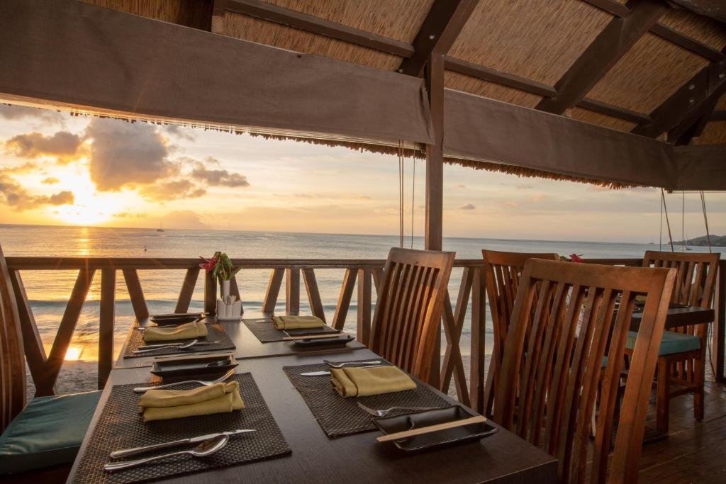 Coral Strand Smart Choice Hotel  8