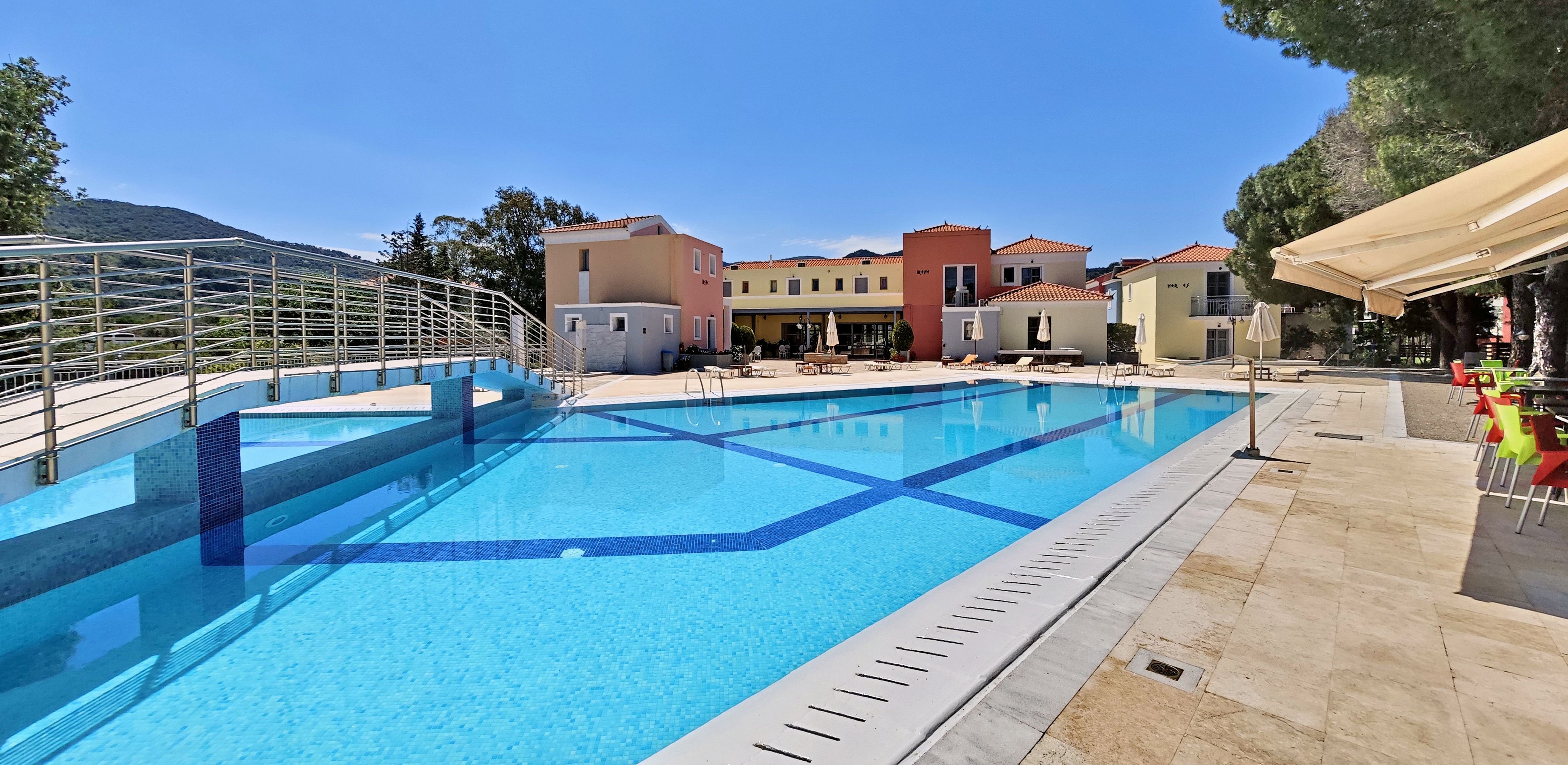 Theofilos Superior 18