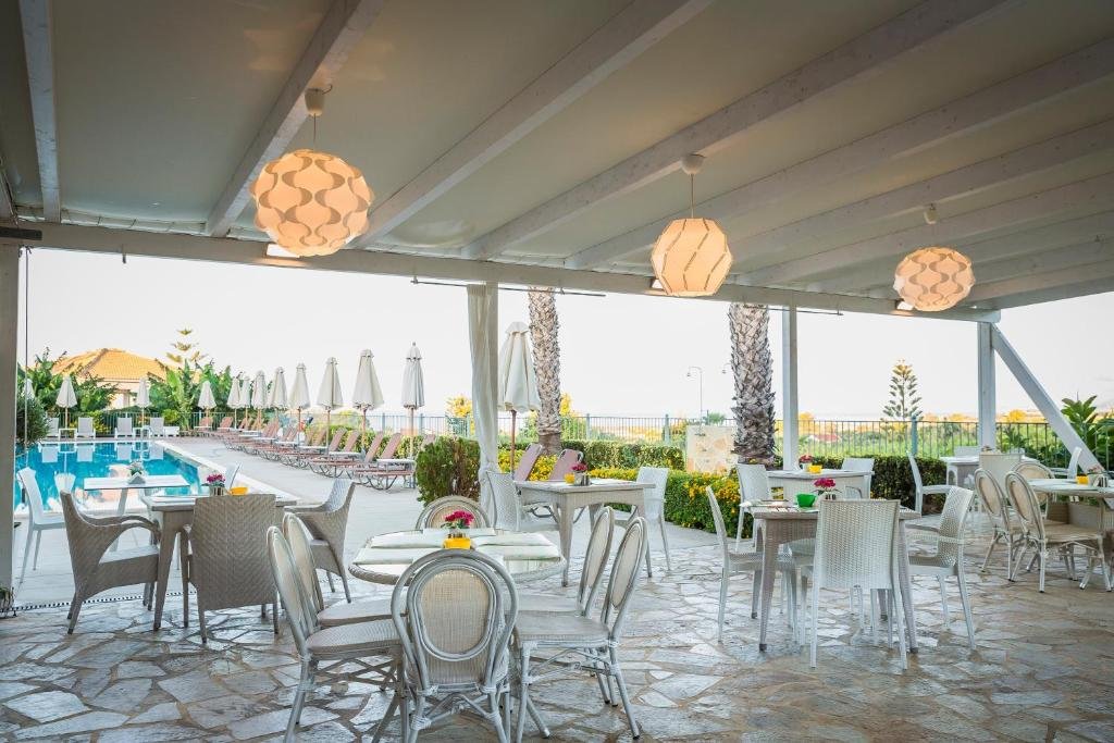 Astra Village Hotel and Spa 6