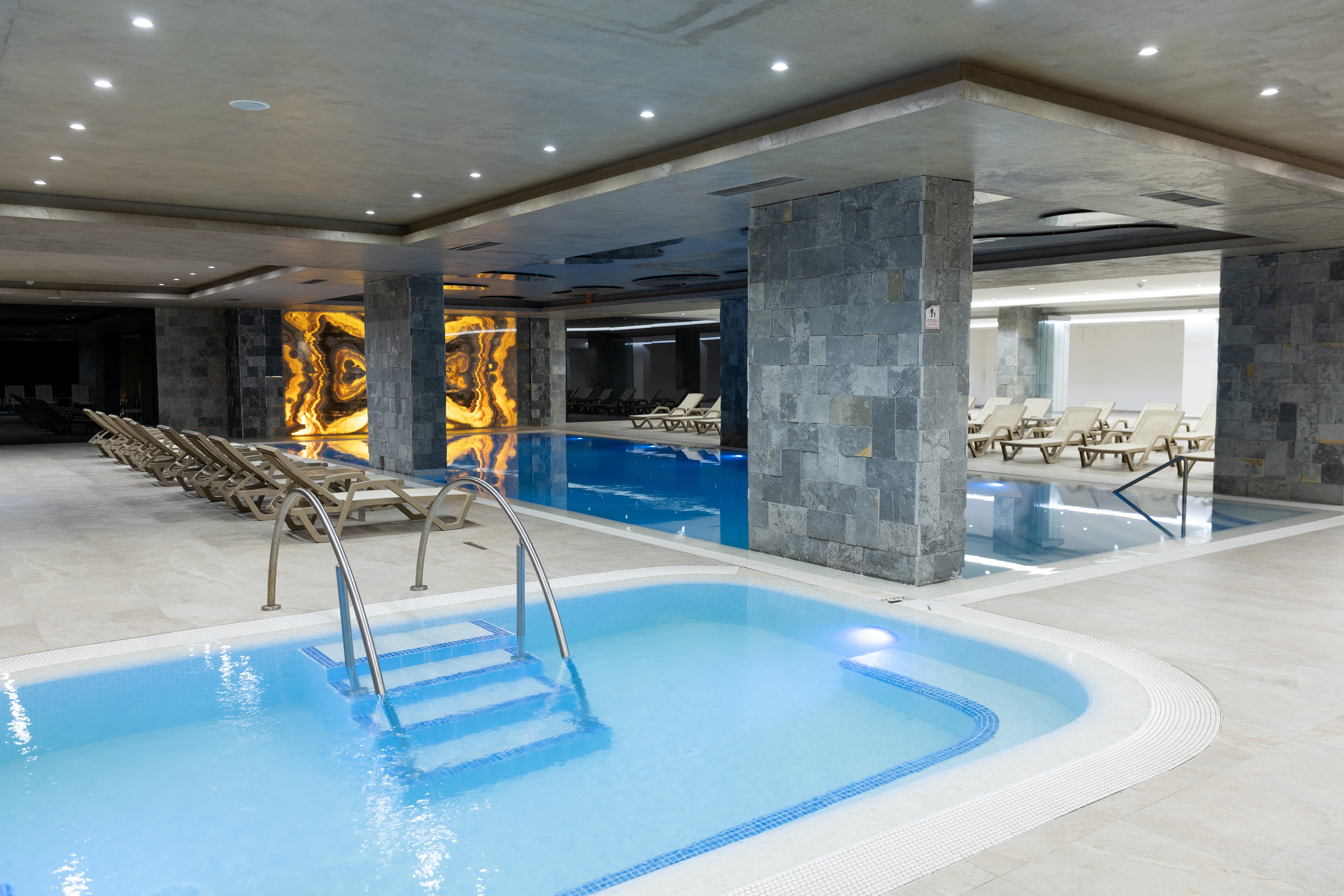 Grand Blue Fafa Resort 12