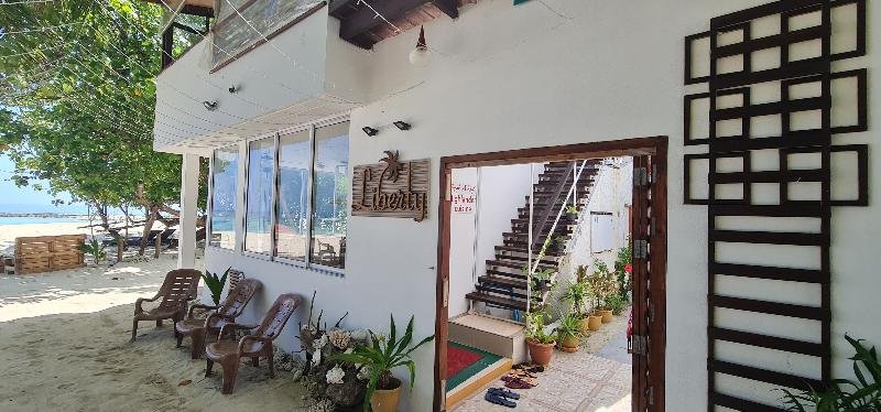 Liberty Guest House Maldives 13
