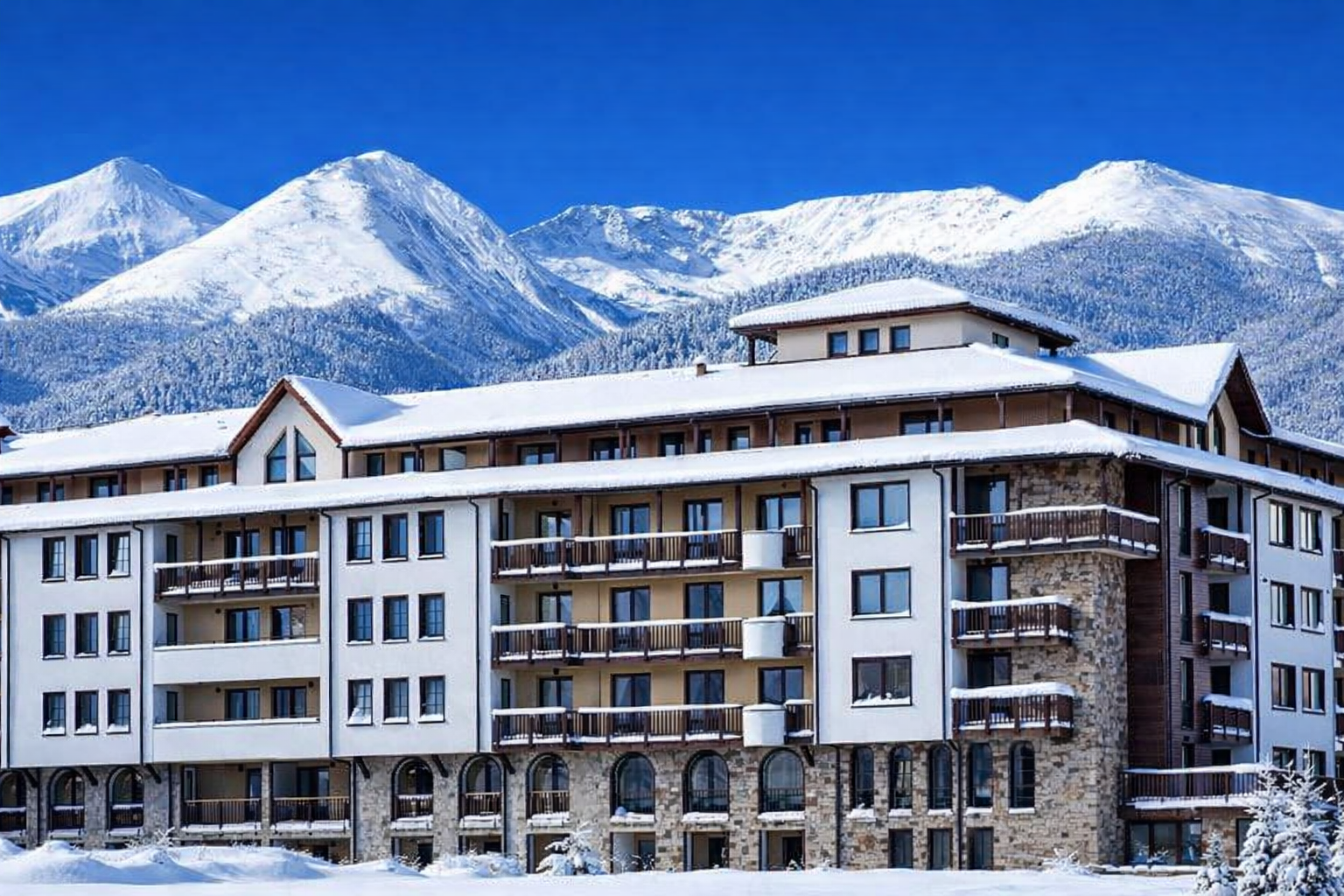 Grand Royale Apartment Complex & Spa 2